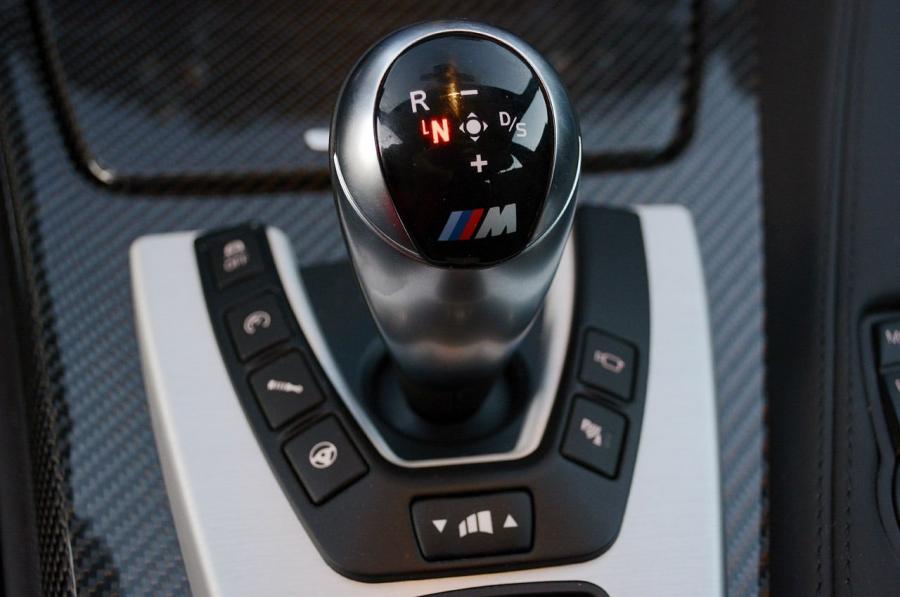  BMW M6 Gran Coupe 2014 года  (фото 102 из 111)